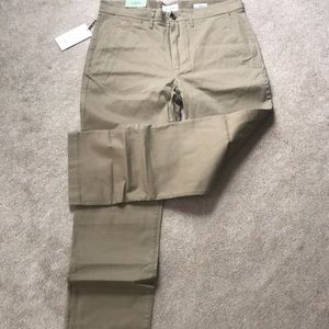 Goodfellow men’s chino pants